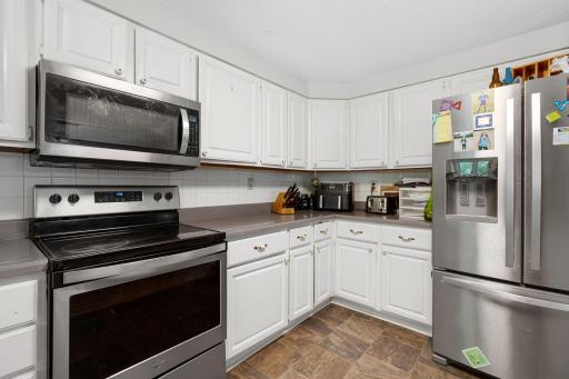 112 13th Avenue NW, Waseca, MN 56093