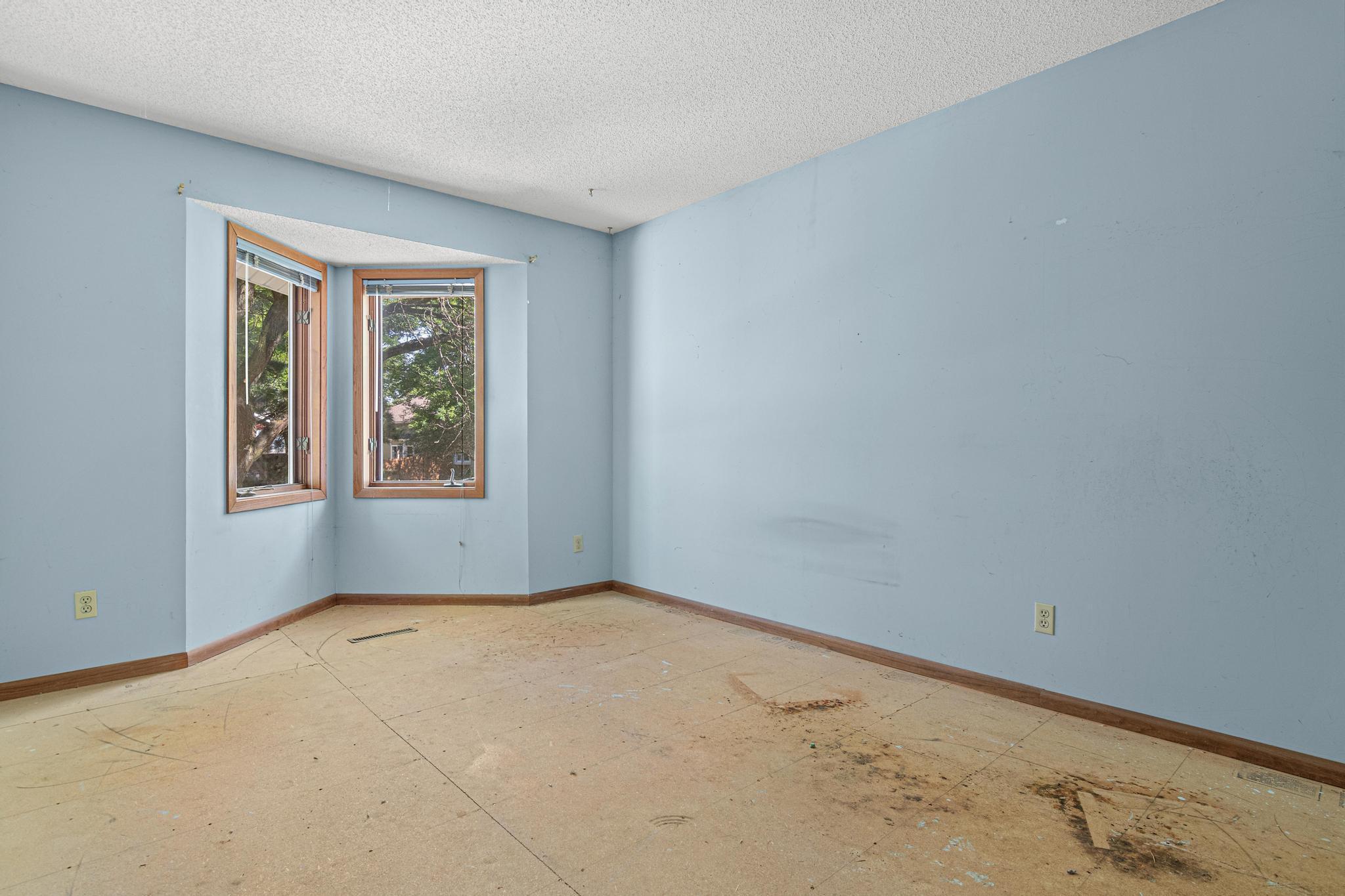 Upper Level Bedroom #1