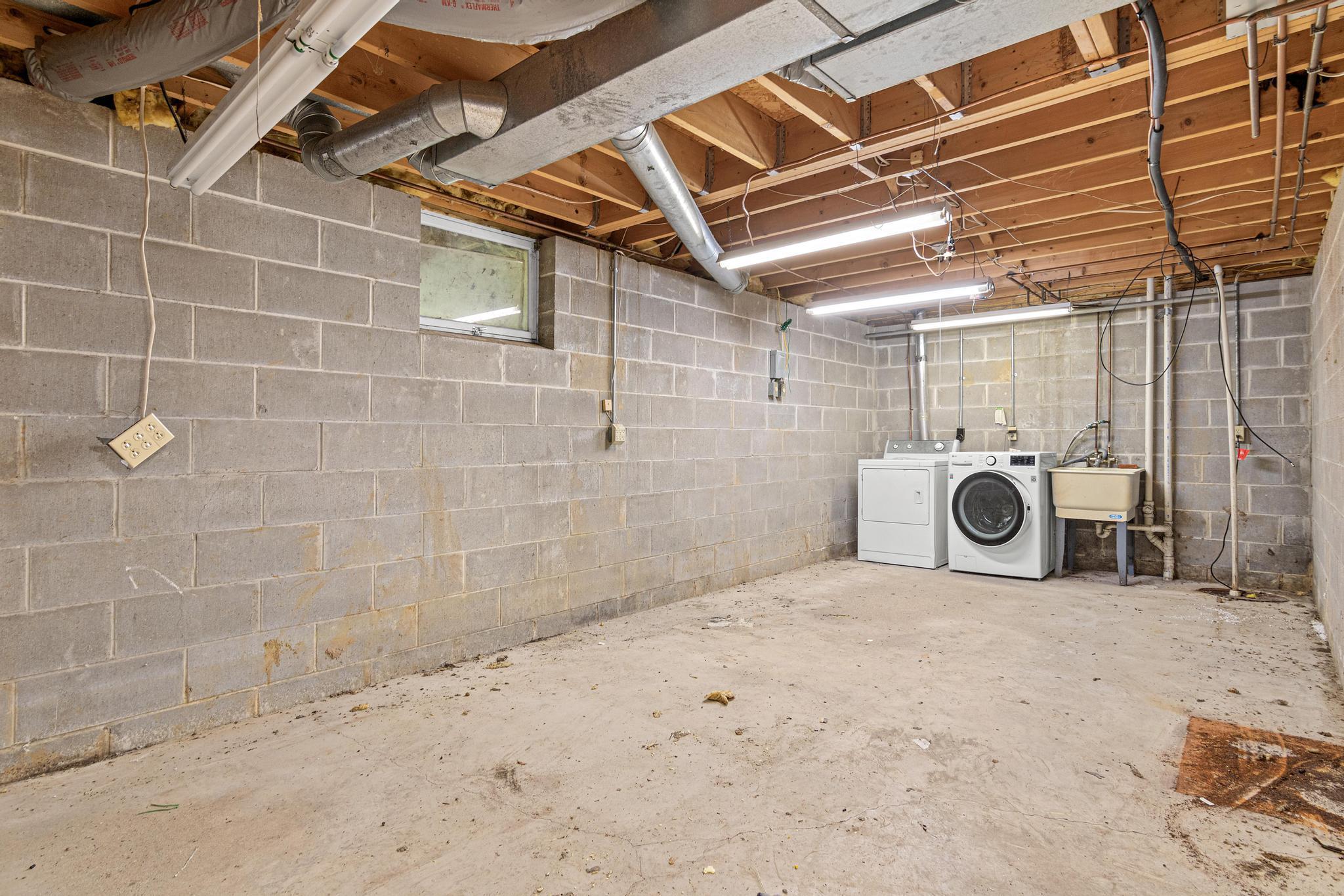 Basement Laundry, Mechanicals & Storage