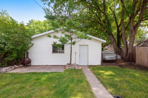 1210 13 1/2 Street S, Fargo, ND 58103