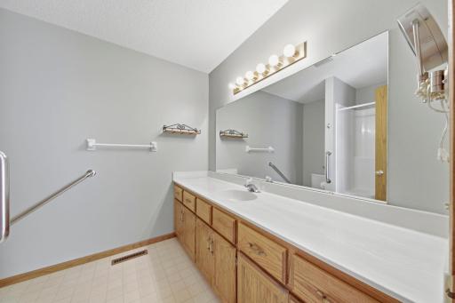 Private 3/4 primary bath!