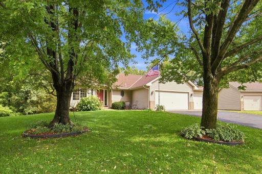 Tons of curb appeal!
