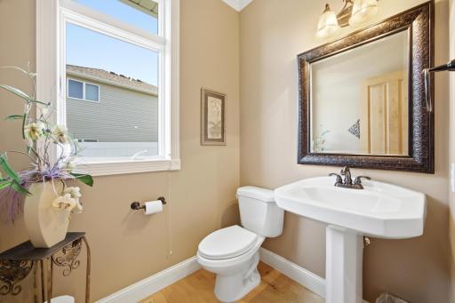 4233 Timberline Drive S, Fargo, ND 58104
