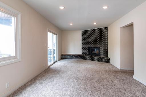 772 Iowa Avenue W, Saint Paul, MN 55117