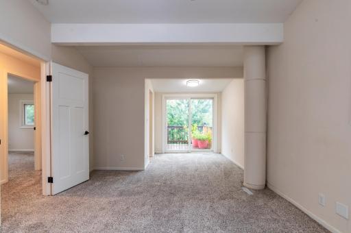 772 Iowa Avenue W, Saint Paul, MN 55117