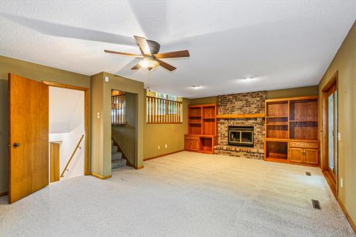 17388 Jaguar Path, Lakeville, MN 55044