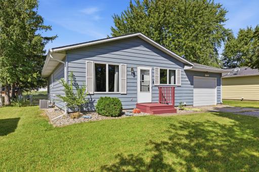 Photo for 708 California Street NW, Hutchinson, MN 55350 - listing #7137805 708 California Street NW, Hutchinson, MN 55350