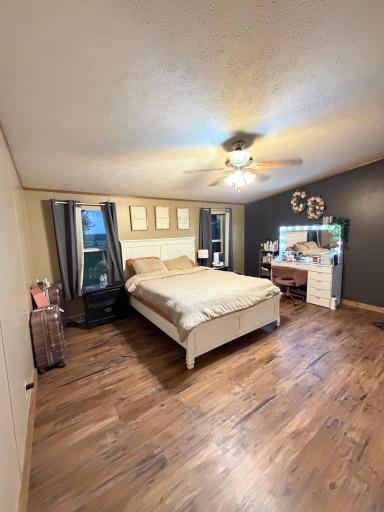 Primary Bedroom.jpg