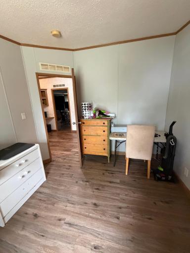 Bedroom 4.jpg