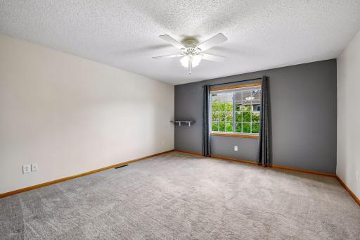 441 Pleasant Lane, Chaska, MN 55318