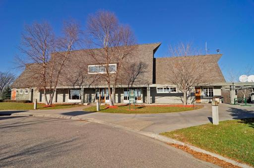 441 Pleasant Lane, Chaska, MN 55318
