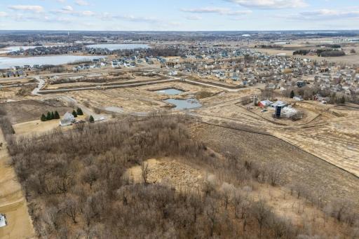 Prairie Crossing with nearby lakes.jpg