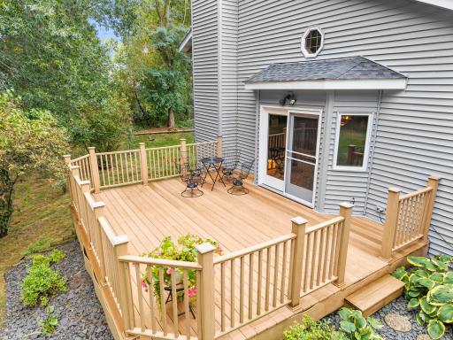Oversized deck retreat easily accessible form the main level and offers a private setting.