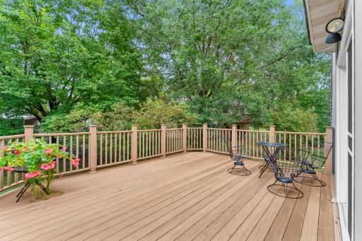 2966 Thunder Bay Road, Little Canada, MN 55117