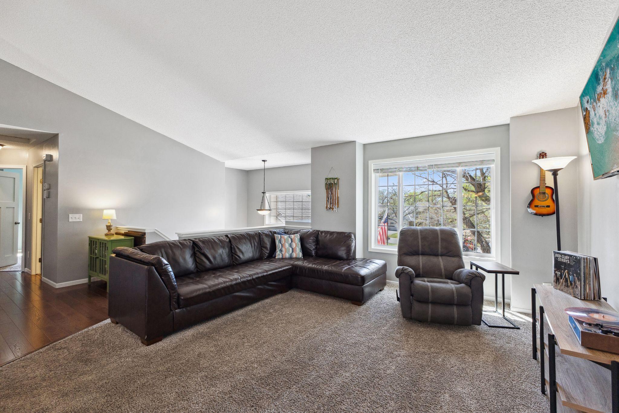 Upper Living Rm