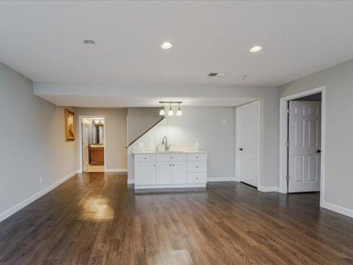 1491 Summit Shores Drive, Burnsville, MN 55306