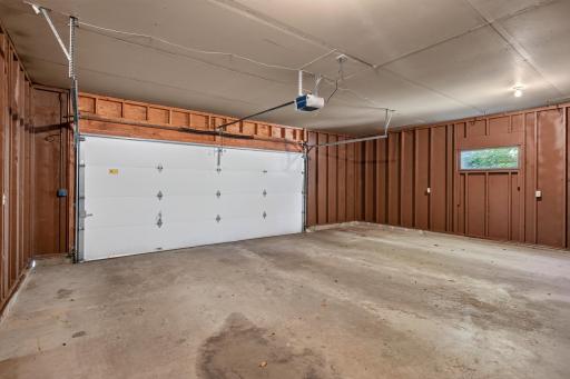 4720 Orchid Lane N, Plymouth, MN 55446