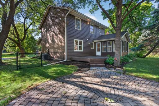 4720 Orchid Lane N, Plymouth, MN 55446