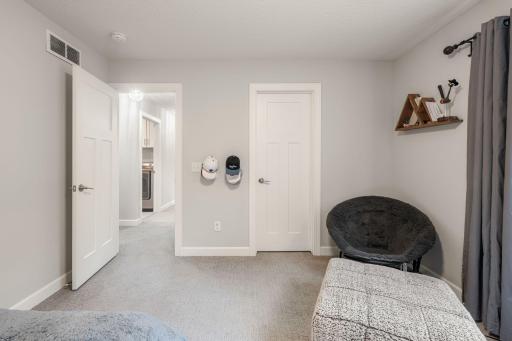5501 Girard Avenue S, Minneapolis, MN 55419