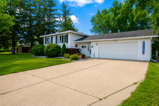 913 1st Avenue SE, Long Prairie, MN 56347