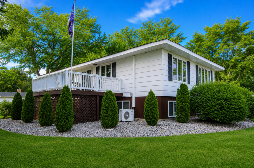 913 1st Avenue SE, Long Prairie, MN 56347