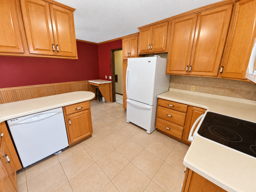 913 1st Avenue SE, Long Prairie, MN 56347