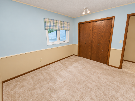913 1st Avenue SE, Long Prairie, MN 56347
