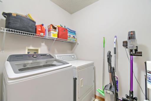 828 Woodland Dr - Web Quality - 023 - 23 Laundry Room.jpg