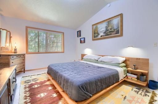 828 Woodland Dr - Web Quality - 013 - 13 Primary Bedroom.jpg