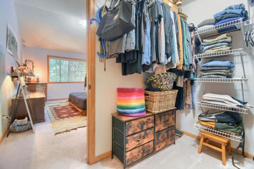 828 Woodland Dr - Web Quality - 019 - 19 Primary Bedroom Closet.jpg