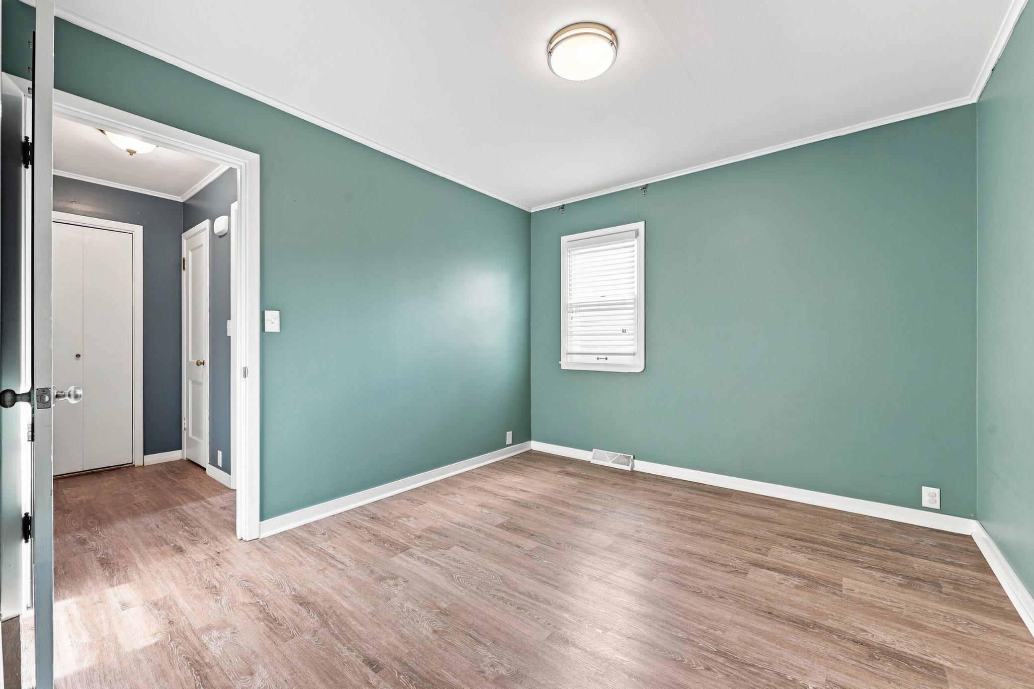 Bedroom #1
