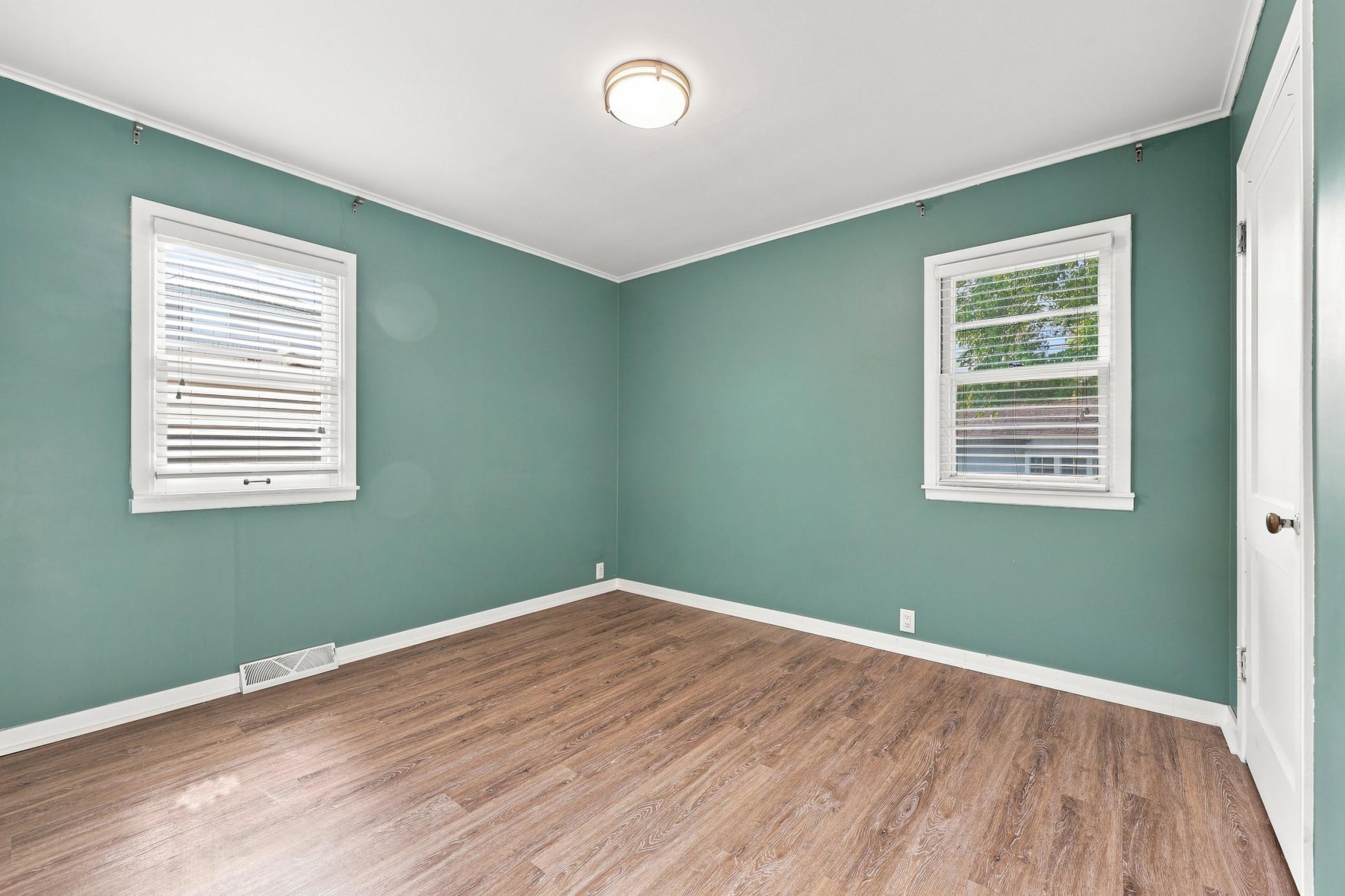 Bedroom #1