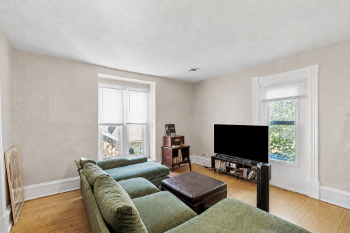 This unit is also light and airy.