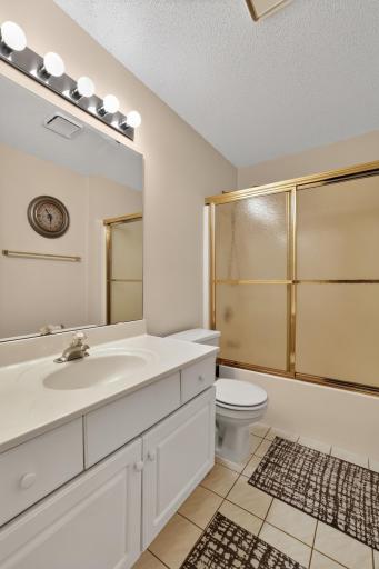 2408 Viola Heights Drive NE, Rochester, MN 55906