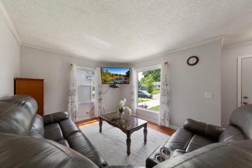 3229 Texas Avenue S, Saint Louis Park, MN 55426
