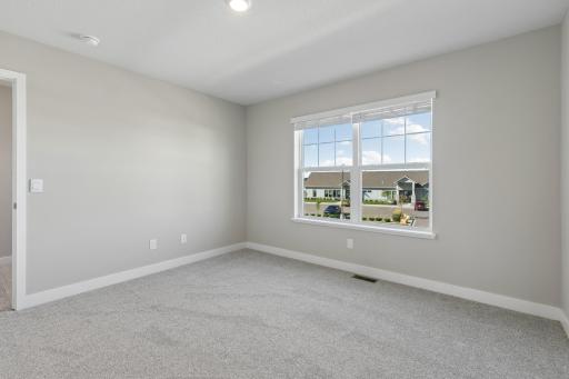 Upper bedroom #3 (with brand new carpet).