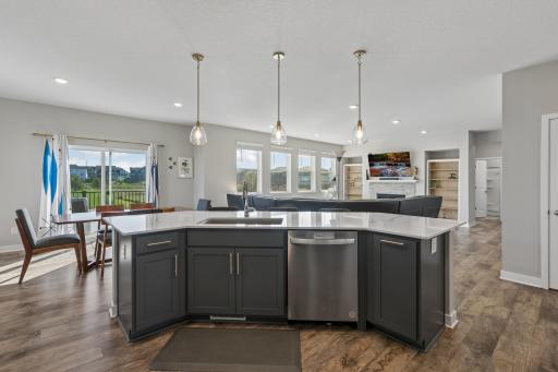 17248 Draft Horse Boulevard, Lakeville, MN 55044