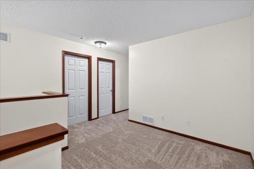 835 Willow Glen Court, Buffalo, MN 55313