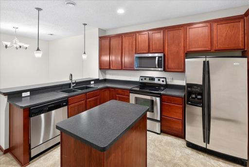 835 Willow Glen Court, Buffalo, MN 55313