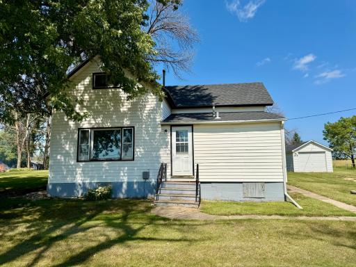 57736 370th Street, Mountain Lake, MN 56159