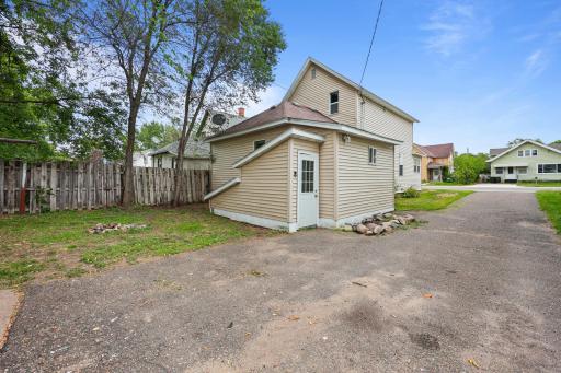413 4th Street NE, Little Falls, MN 56345