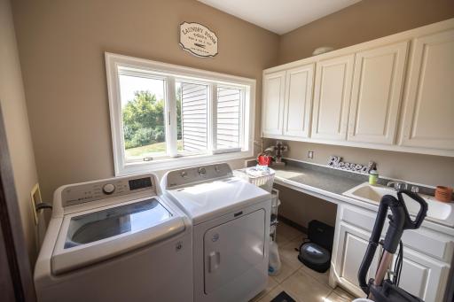 8494 320th Street Way, Cannon Falls, MN 55009