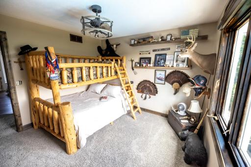 8494 320th Street Way, Cannon Falls, MN 55009