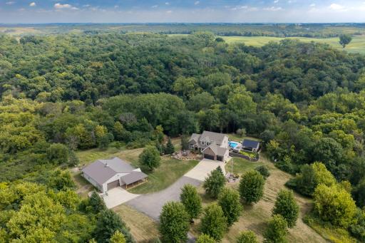 8494 320th Street Way, Cannon Falls, MN 55009
