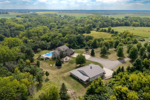 8494 320th Street Way, Cannon Falls, MN 55009