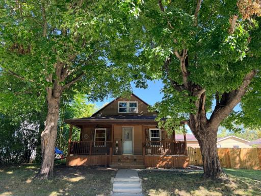 509 5th Street NE, Fosston, MN 56542