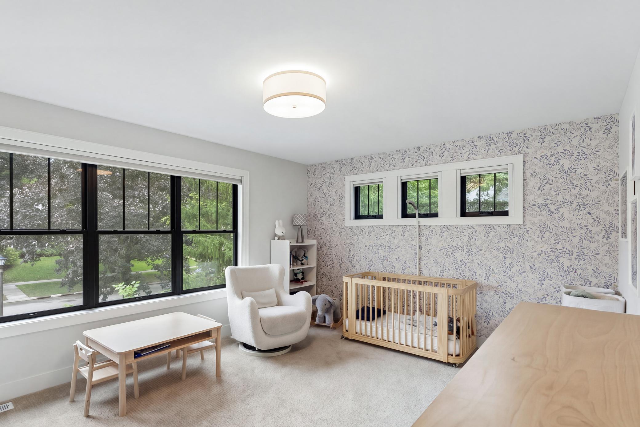Bright & spacious secondary bedroom.