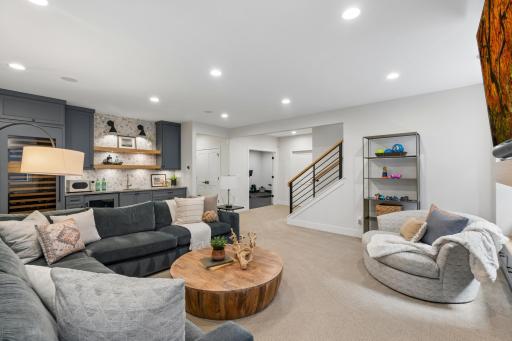 363 Woodlawn Avenue, Saint Paul, MN 55105