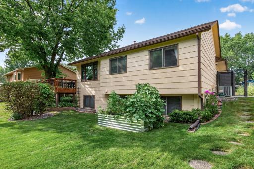 Beautifully maintained yard.