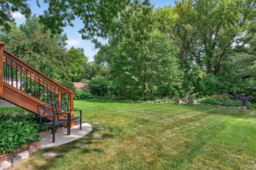 Beautifully maintained yard.